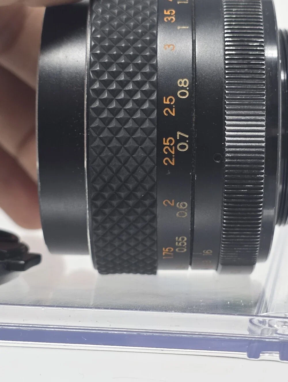 Yashica Yashinon DS-M 1:1.7 50mm Lense